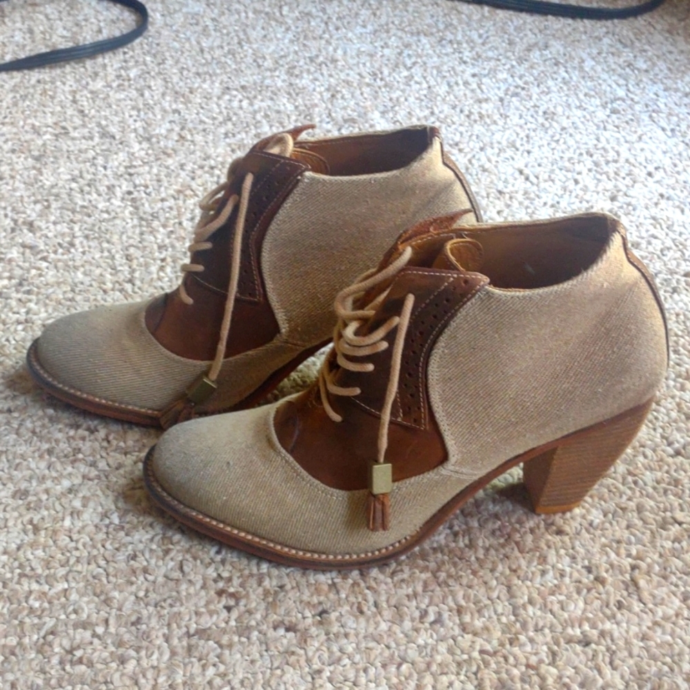 Sidesaddle Fab/J Shoes